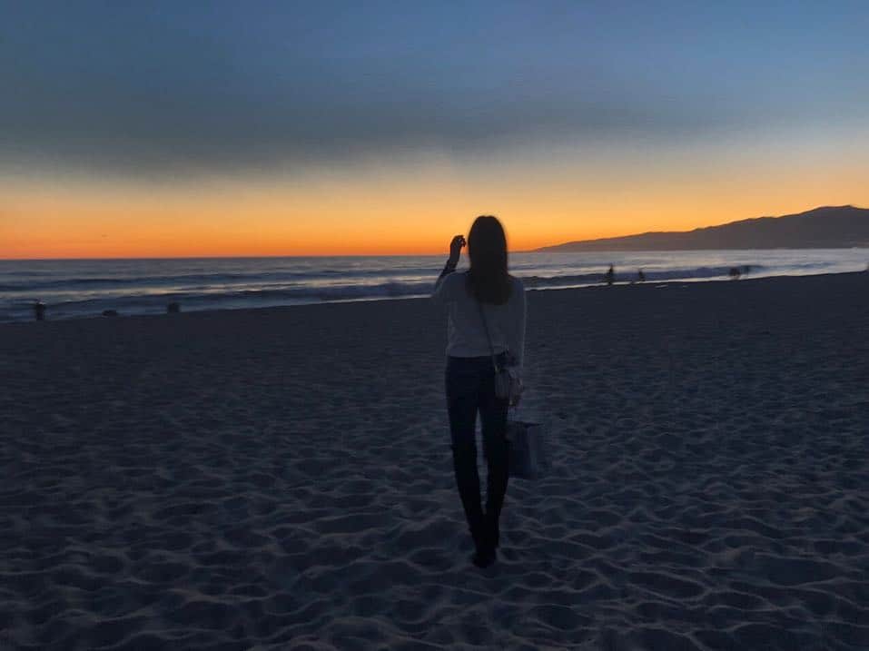 Nanamiさんのインスタグラム写真 - (NanamiInstagram)「sunset☀️ 全然綺麗さ伝わらんけど iPhoneのノーマルカメラでこれやから 一眼レフで撮ったらやばいやろなぁ #サンタモニカ#LA#trip#SantaMonica#sunset」3月18日 2時01分 - nana27chan