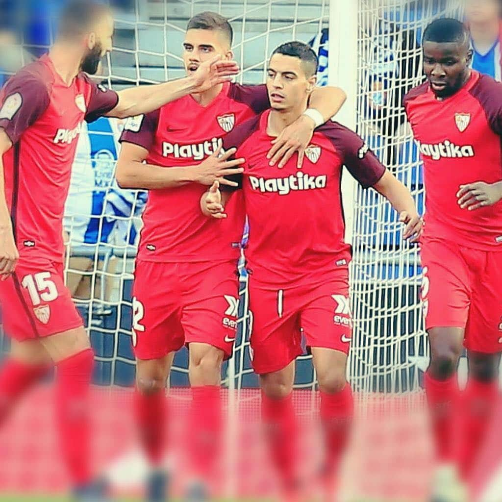 セビージャFCさんのインスタグラム写真 - (セビージャFCInstagram)「⚪️🔴 Victoria (0-1) del #SevillaFC en el RCDE Stadium. 💪🏼💪🏼 #vamosmisevilla #EspanyolSevillaFC」3月18日 2時40分 - sevillafc