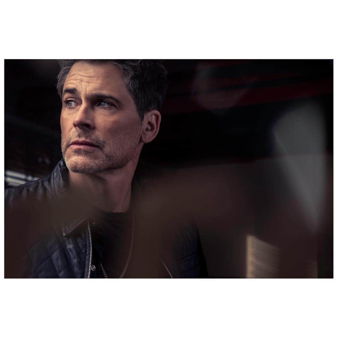 ランドール・スラヴィンさんのインスタグラム写真 - (ランドール・スラヴィンInstagram)「A very happy birthday to Mr. Rob Lowe,one of my all-time favorite people to work with. Take a look at Rob to learn how live a solid life in this crazy Hollywood world we live in.」3月18日 2時47分 - randallslavin