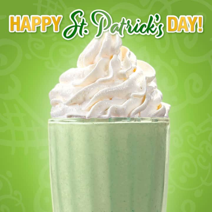 コールド・ストーン・クリーマリーさんのインスタグラム写真 - (コールド・ストーン・クリーマリーInstagram)「Mint Shakes on St. Paddy’s day is like finding a pot of gold at the end of a rainbow!」3月18日 2時55分 - coldstone