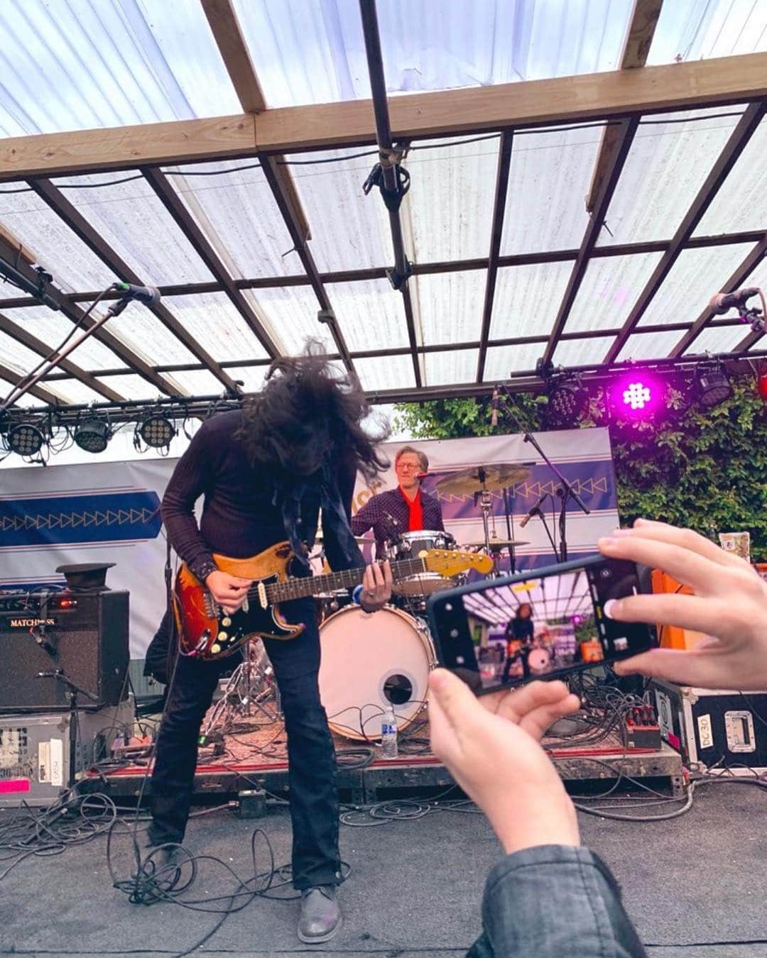 レイチェル・レイさんのインスタグラム写真 - (レイチェル・レイInstagram)「To all the bands, people, and sponsors who made the #RRFeedback House a success this year - thank you. What a way to close the weekend!」3月18日 3時20分 - rachaelray