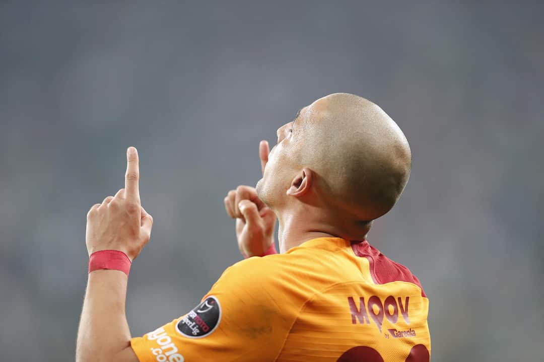 ガラタサライSKさんのインスタグラム写真 - (ガラタサライSKInstagram)「📊 Süper Lig’in ikinci yarısında en fazla gol katkısı yapan oyuncu Feghouli (6 gol & 4 asist). 🙏 @sffeghouli」3月18日 3時33分 - galatasaray