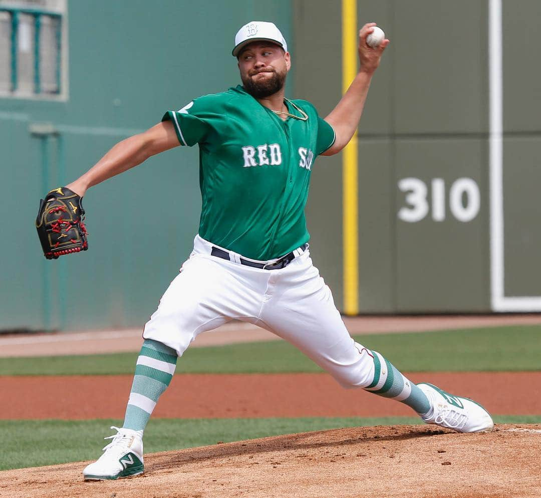 ボストン・レッドソックスさんのインスタグラム写真 - (ボストン・レッドソックスInstagram)「☘️ Tradition ☘️ #stpatricksday」3月18日 4時21分 - redsox