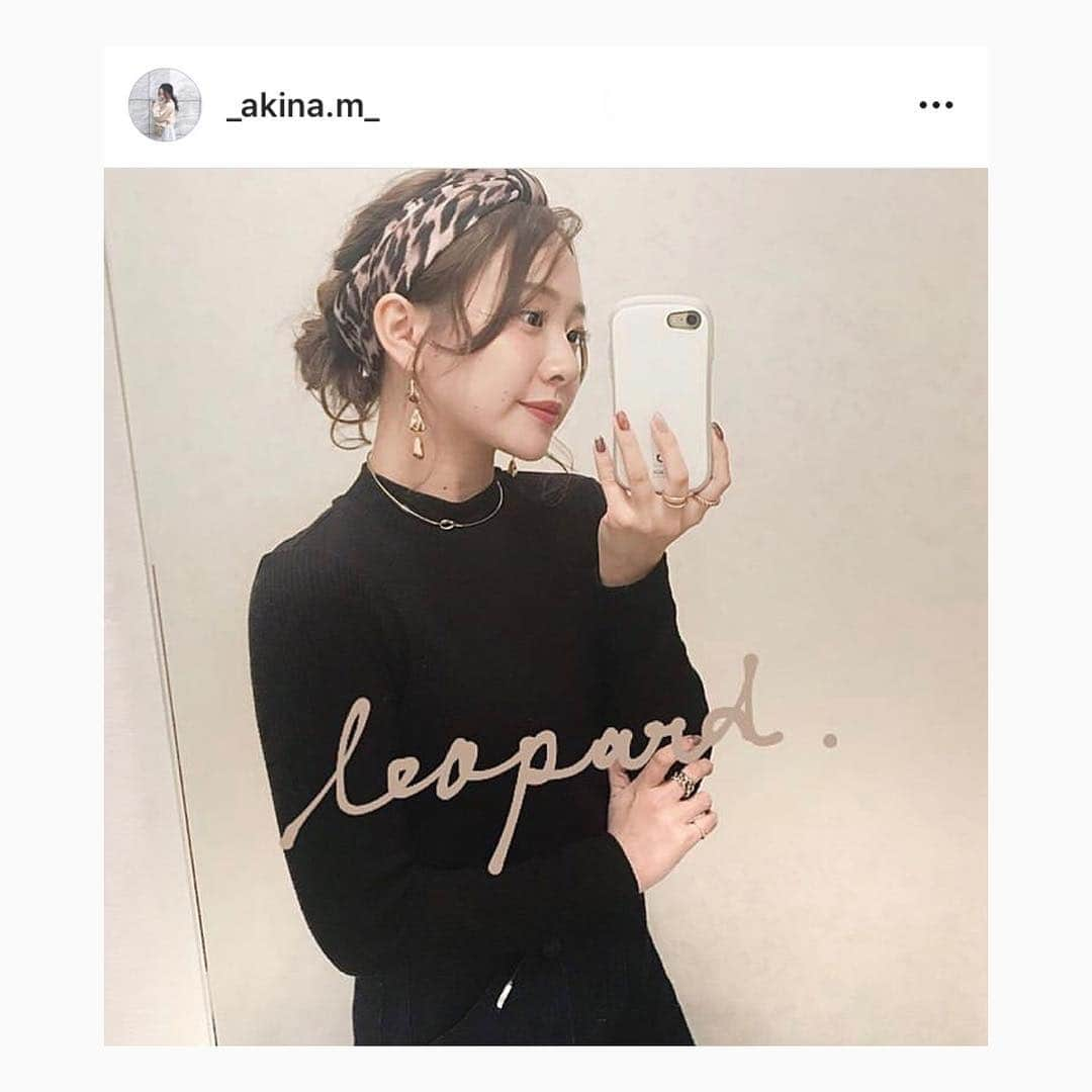 PRESSさんのインスタグラム写真 - (PRESSInstagram)「いつものファッションにプラスするだけ！ヘアアレンジやストールとしてスカーフを取り入れてみて❤︎﻿ ﻿ 無地のシンプルなトップスの時に﻿ 首にスカーフを巻くだけで大人っぽさを演出できたり、﻿ シンプルなコーデに﻿ ヘアアレンジでスカーフを取り入れるだけで﻿ ﻿ おしゃれで周りに差をつけられる！🌹﻿ ﻿ みんなのスカーフを使ったコーデを﻿ スワイプして参考に➡︎﻿ ﻿ ——————————————————﻿﻿﻿﻿ ﻿﻿﻿﻿ お気に入りの写真に﻿﻿﻿﻿ @pressblog #pressblog を﻿﻿﻿﻿ タグ🏷して投稿してください♡﻿﻿﻿﻿ PRESS公式アカウントで﻿﻿﻿﻿ あなたのアカウントをご紹介致します!﻿﻿﻿﻿ ﻿﻿﻿﻿ ——————————————————﻿﻿﻿﻿ #スカーフアレンジ #スカーフ巻き方 #スカーフ巻き方 #スカーフコーデ #スカーフヘアアレンジ #スカーフの巻き方 #ヘアアレンジ #ヘアアレンジ動画 #ヘアアレンジ簡単 #スカーフ好き #コーデ #コーディネート #ヘアアレンジやり方 #ヘアアレ #アレンジ動画 #アレンジヘア #スカーフバッグ #スカーフ柄 #ヘアセット #ヘアセット動画 #スカーフベル#pressblog ﻿」3月18日 14時21分 - press.inc