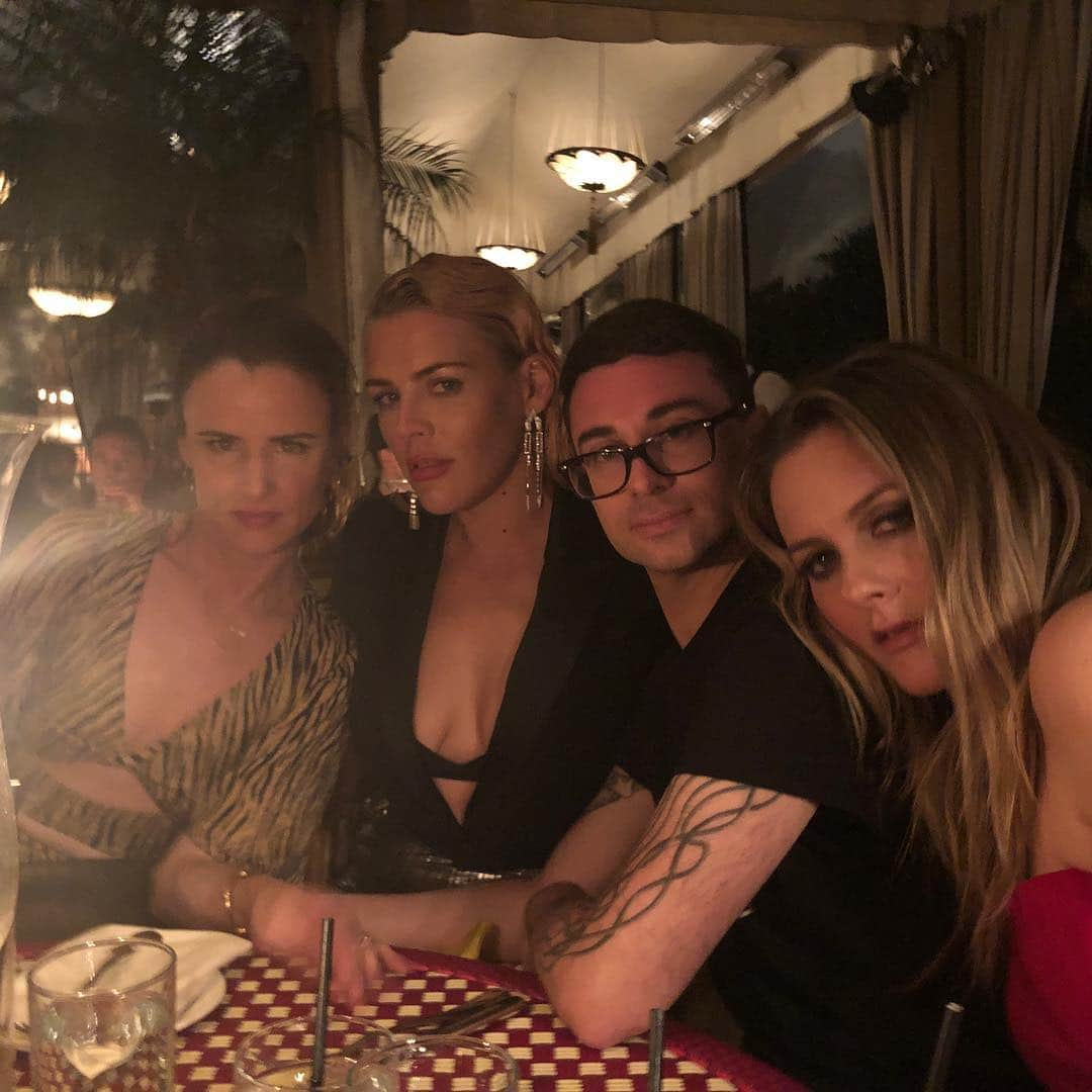 ビジー・フィリップスさんのインスタグラム写真 - (ビジー・フィリップスInstagram)「@csiriano is a damn genius and we are all better for it. Also. This place has a no photos policy. Whatever. WE DON'T FOLLOW THE RULES.」3月18日 14時29分 - busyphilipps