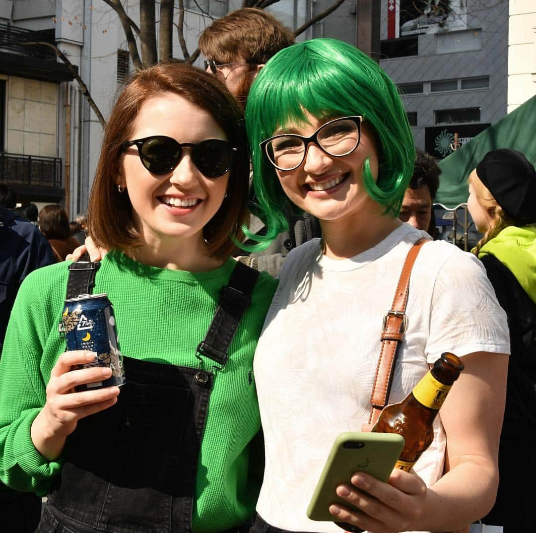 The Japan Timesさんのインスタグラム写真 - (The Japan TimesInstagram)「On March 15, 1992, a small contingent of Irish and Japanese kicked off a St. Patrick’s Day parade in Tokyo, and the green wave has been growing strong each year.  In an interview with The Japan Times, Hideki Mimura, a 10th-generation potato farmer from Kanagawa Prefecture who has been involved in the management of every parade in Japan., says they were held in 14 prefectures this year and his goal is to get them into all 47. The parade down Omotesando-dori on Sunday, the largest St. Patrick’s Day parade in Asia, featured a U2 tribute group, a Brazilian samba troupe and more leprechauns than you can shake a stick at. (📷: @miura.yoshiaki) See bio link for full story. . . . . . #StPatricksDay #StPatricks #Ireland #Irish #Japan #StPatricks2019」3月18日 14時44分 - thejapantimes