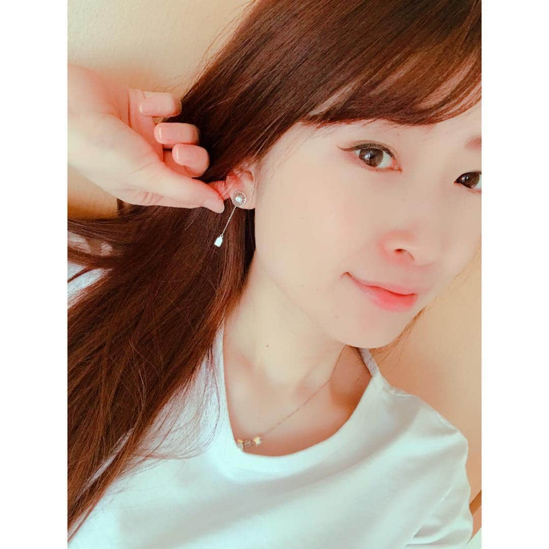 木谷有里さんのインスタグラム写真 - (木谷有里Instagram)「Newピアス購入〜♪♪♪ 普段はインターネット販売されてるけど、 新宿伊勢丹6階で今日まで特別にポップアップショップがあるよ🥰  #blancotokyo #新宿伊勢丹6階」3月18日 14時50分 - kitani_yuri