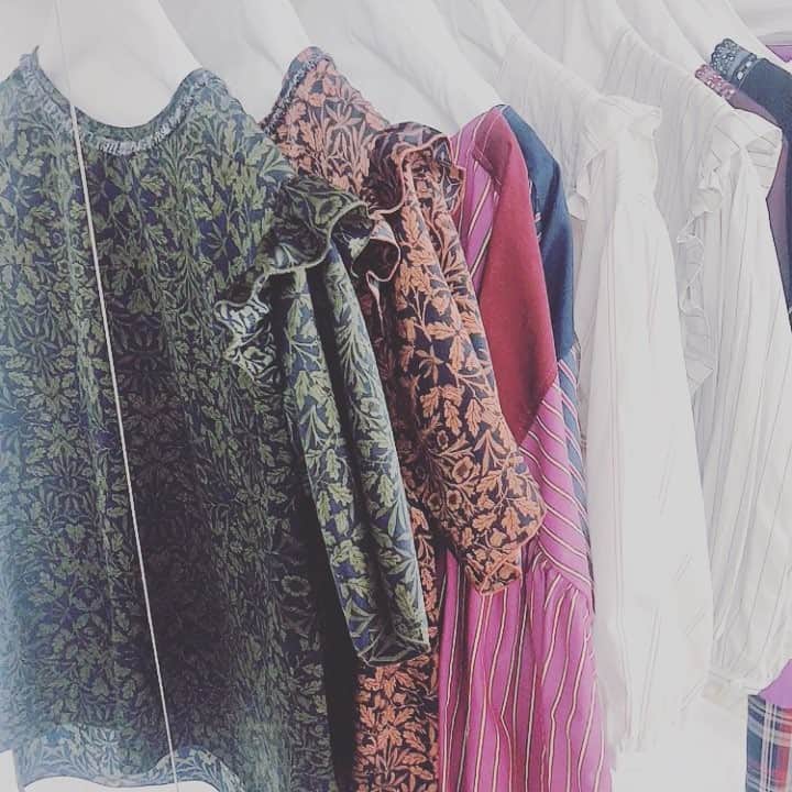 川上舞乃のインスタグラム：「OKIRAKUさんの展示会にきました！かわいー！ @okiraku_press  #OKIRAKU」