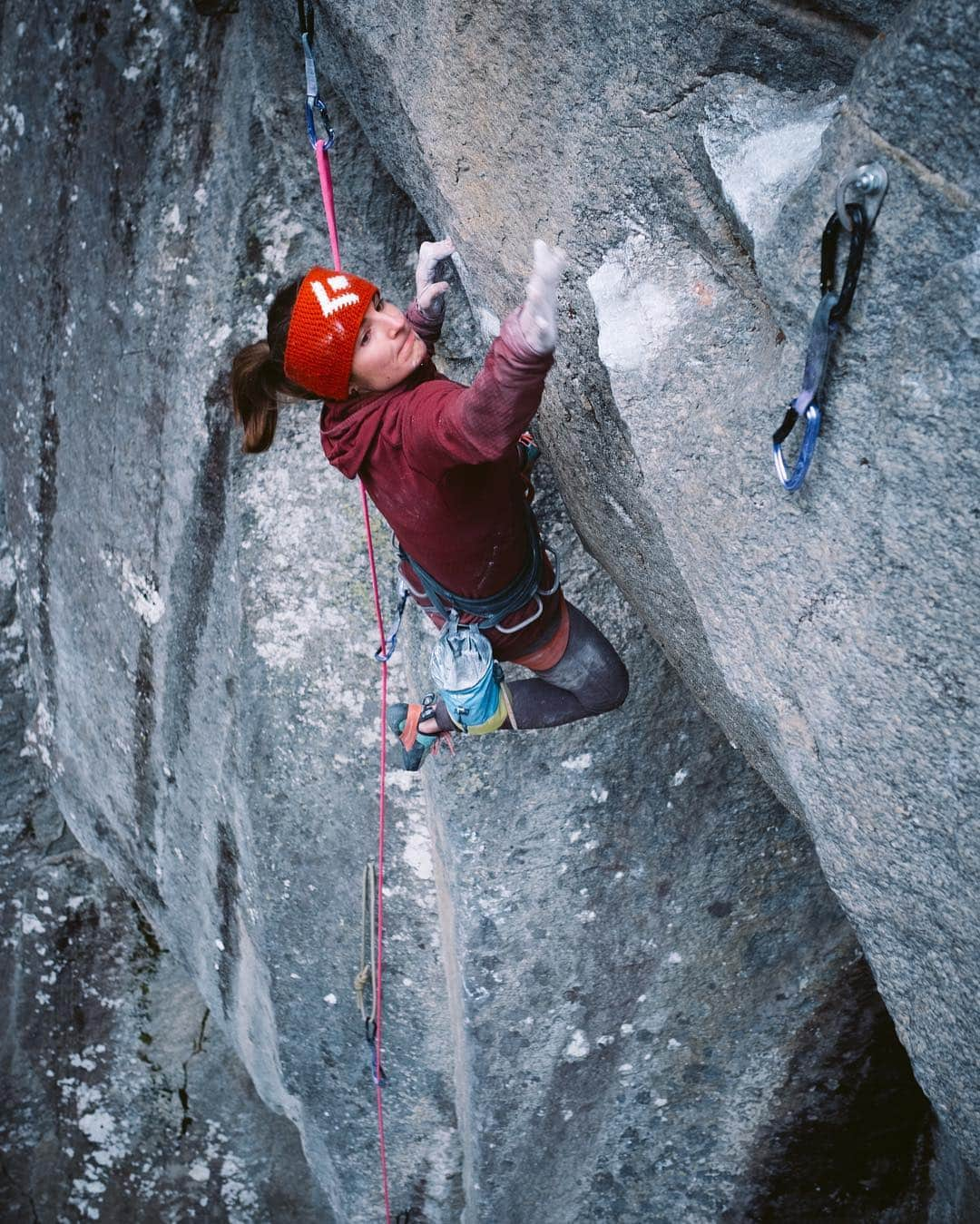 バーバラ・ザンガールさんのインスタグラム写真 - (バーバラ・ザンガールInstagram)「Back from a great weekend in Cadda! Can’t tell how much joy it is to climb again. Sleeping in the van, hanging out with good friends and family and enjoying the best cappuccino in the world! I can’t ask for more! #liveclimbrepeat  Here on “futurama” the little dreamcatcher of Cadarese. 📸@jacopolarcher  @blackdiamond @lasportivagram @verivalbio @allineedtea @frictionlabs @fazabrushes」3月18日 15時21分 - babsizangerl