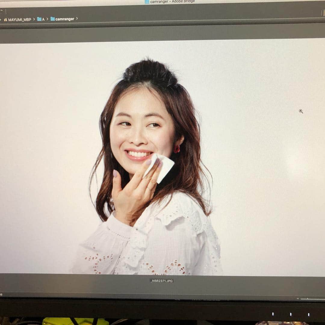 manamisotayutaさんのインスタグラム写真 - (manamisotayutaInstagram)「@natureconc_narisup  ネイチャーコンクのアンバサダーとして活動中♡ ふきとり化粧水を使い続けてるよ♡ 朝、洗顔がわりにネイチャーコンクのふきとり化粧水でふきとり♡ ほんと忙しい朝も時短できて助かる♪ pic2、は無加工‼︎ 肌がワントーン明るくなった気がするー✨ 毛穴も目立たなくなってきたような😁  母やまわりにもおすすめしたら、 "使ってるよー‼︎すごくいい" と言ってもらえて嬉しい♪♪ 朝洗顔なしのふきとり化粧水、ほんと簡単なお手入れだからぜひおすすめしたい✨  pic3、4 は以前の撮影会の♪ ・ ・ 詳しくは↓  https://www.narisup.com/shop/topics/natureconc20190201.aspx ＊ ＊ ＊ #ふきとり革命プロジェクト #垢抜け肌#導入液#美容#美容好きさんと繋がりたい #cosmetics #beauty#美肌#撮影#ネイチャーコンク#natureconc #すっぴん#すっぴん肌」3月18日 6時55分 - manamisotayuta