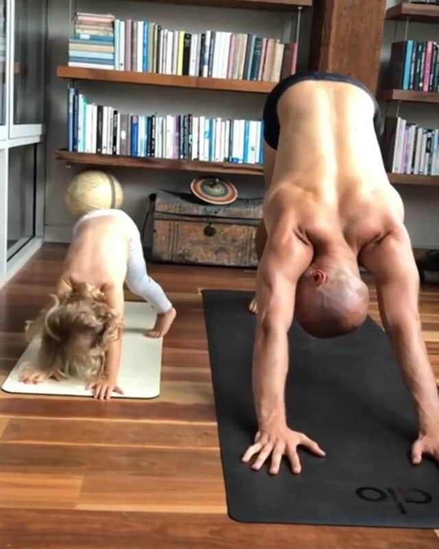 ALO Yogaのインスタグラム