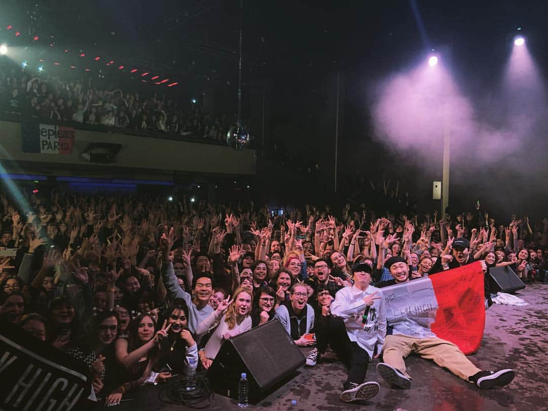 ミスラ・ジン さんのインスタグラム写真 - (ミスラ・ジン Instagram)「Paris!!!!! 👍👏🙏🎉 #epikhigh #Paris」3月18日 7時06分 - realmithrajin