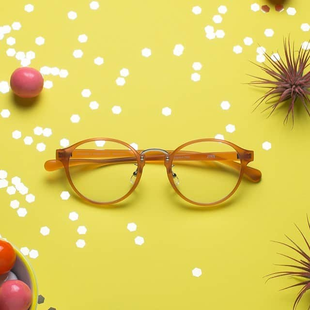 JINS PHILIPPINESさんのインスタグラム写真 - (JINS PHILIPPINESInstagram)「A little pop of color to brighten up Monday mornings ☀️☀️☀️ #jinseyewear #jinsphilippines #JinsPerfectPair ##opticalph #stylisheyewear #fashioneyewear #eyewearph #jinsairframe #smaura #smmakati #smnorthedsa」3月18日 7時55分 - jins_philippines