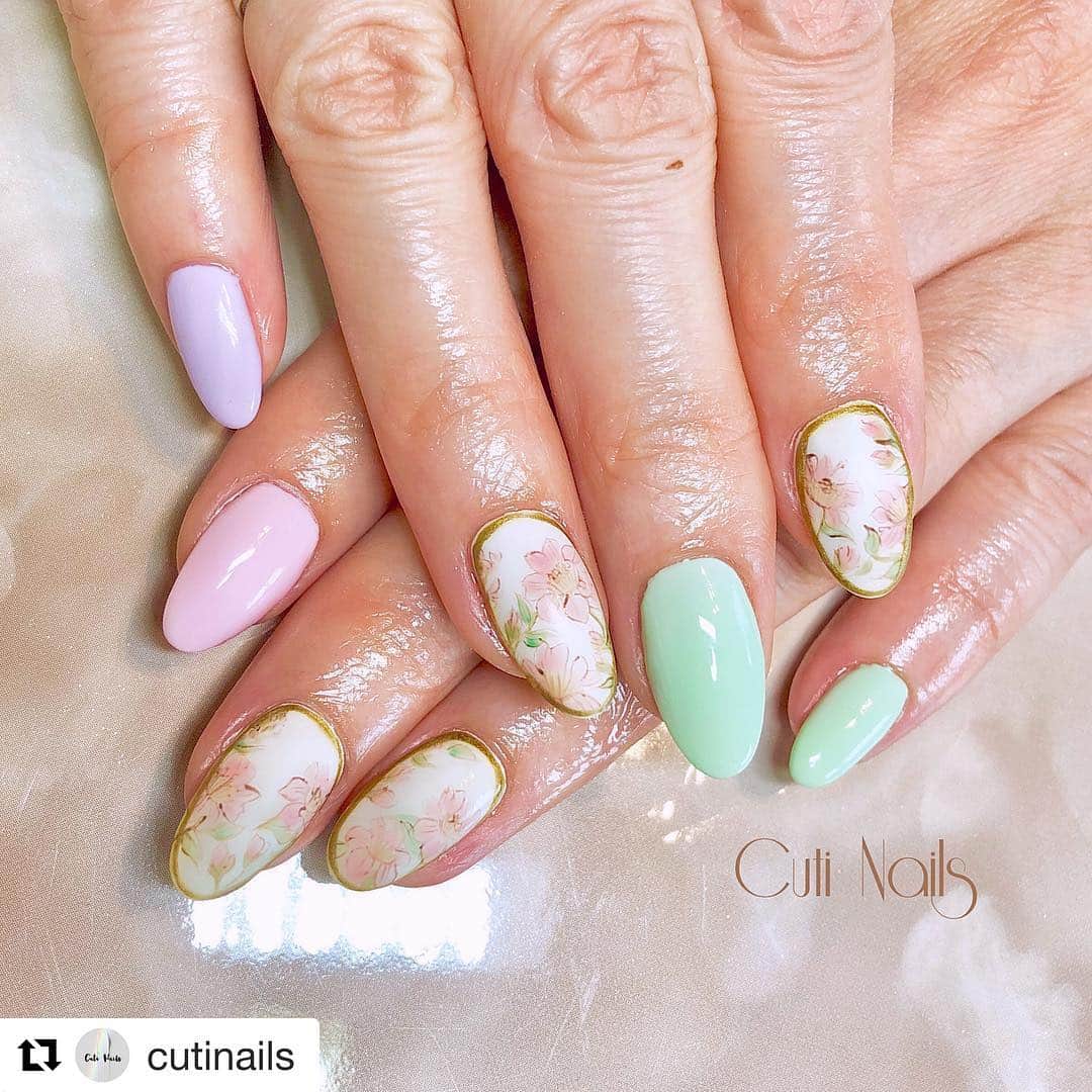 initygel_officialのインスタグラム