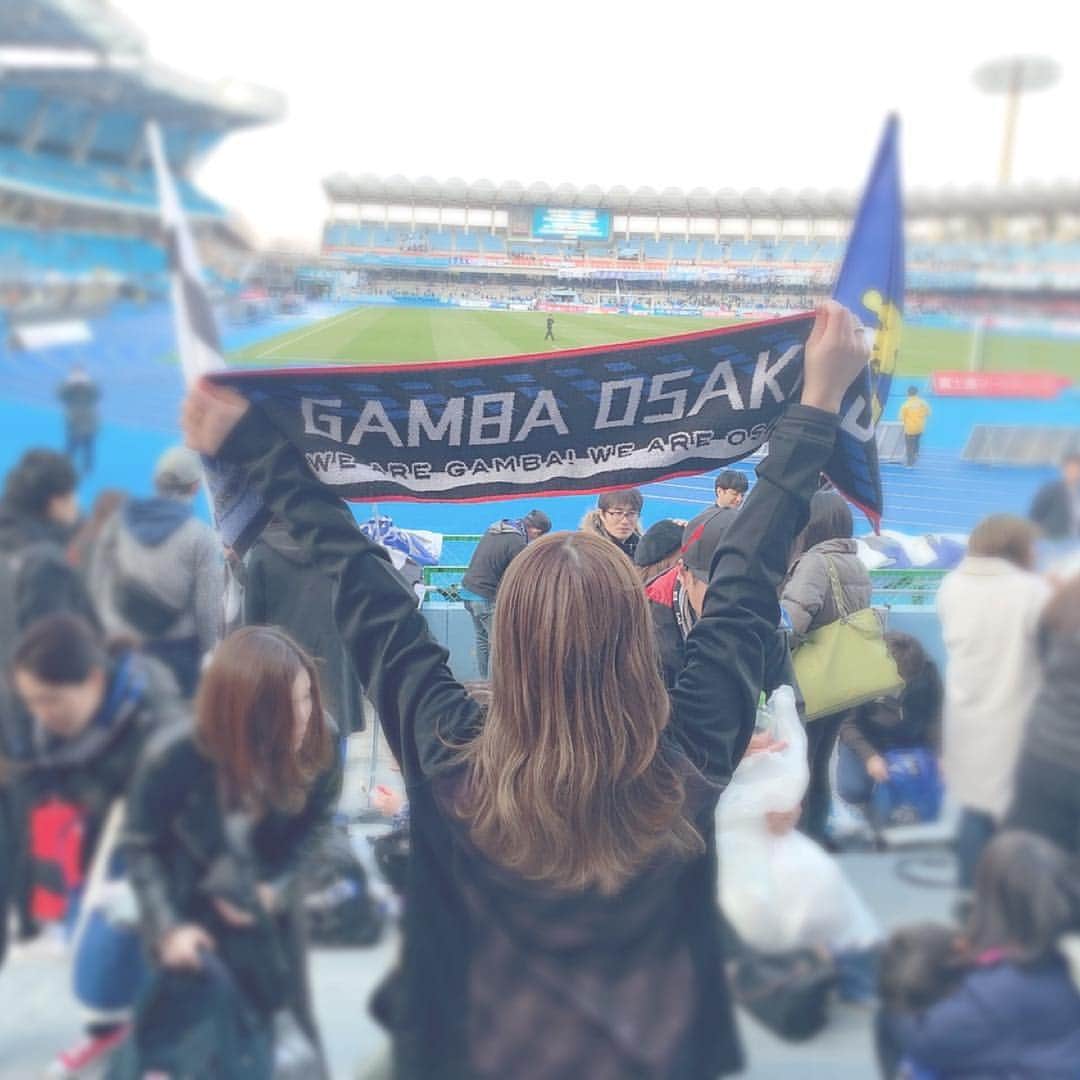 のインスタグラム：「川崎に勝ったぁ🤤💙 試合も久しぶりのゴール裏も最高でした。  #ガンバ大阪#gambaosaka#Jリーグ #ガンバサポ#ゴール裏#away#等々力 #鬼門#川崎フロンターレ#dazn#勝点3 #今季初アウェイ#J1#J3#今季5試合目」