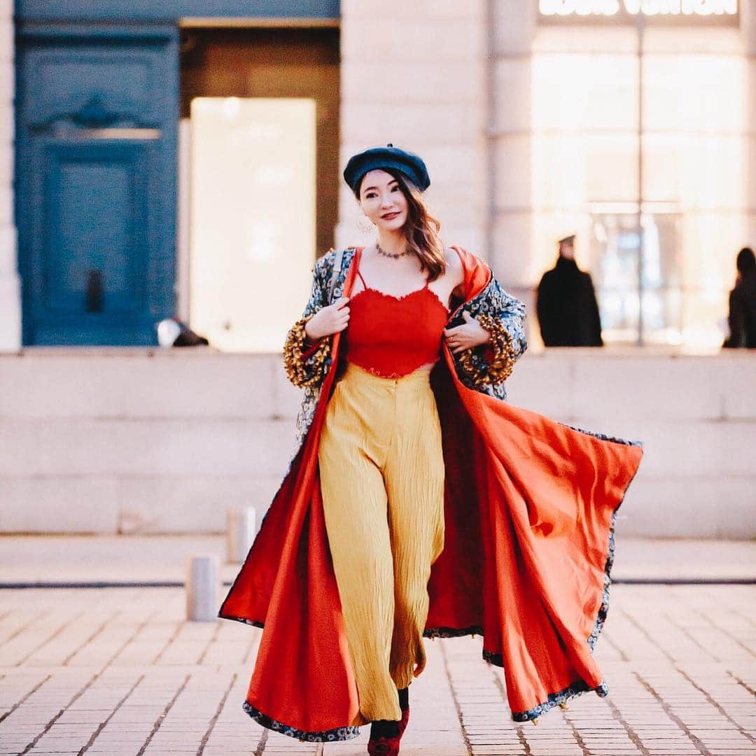 クリスティン・ウェイのインスタグラム：「Paris see you in the next fashion week #pfw #pfw19 #parisfashionweek #fashionista fashionlover #christinewei #cwfashion #cwtrip #クリスティンウェイ」