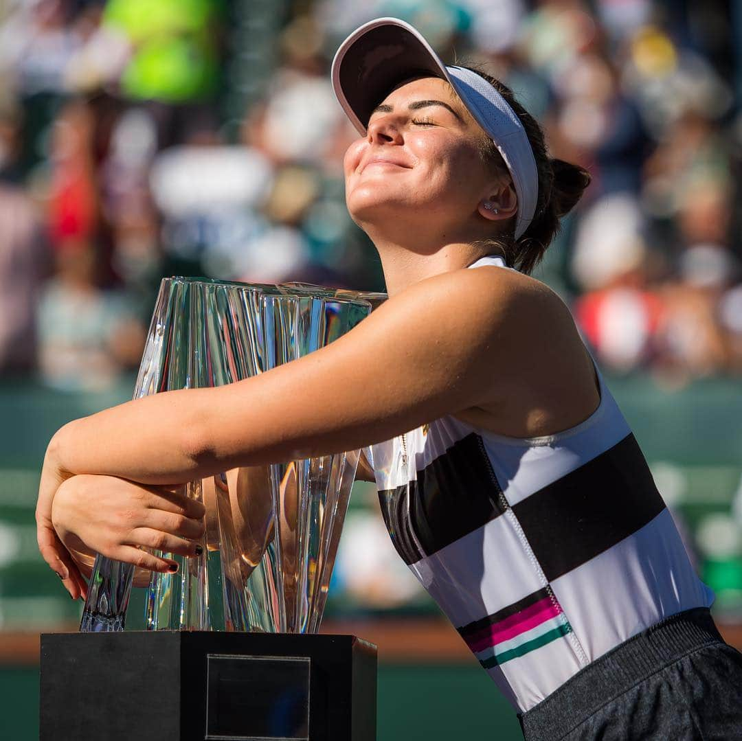 WTA（女子テニス協会）さんのインスタグラム写真 - (WTA（女子テニス協会）Instagram)「Wildcard ➡️ first WTA title🏆 @biancaandreescu_」3月18日 8時37分 - wta