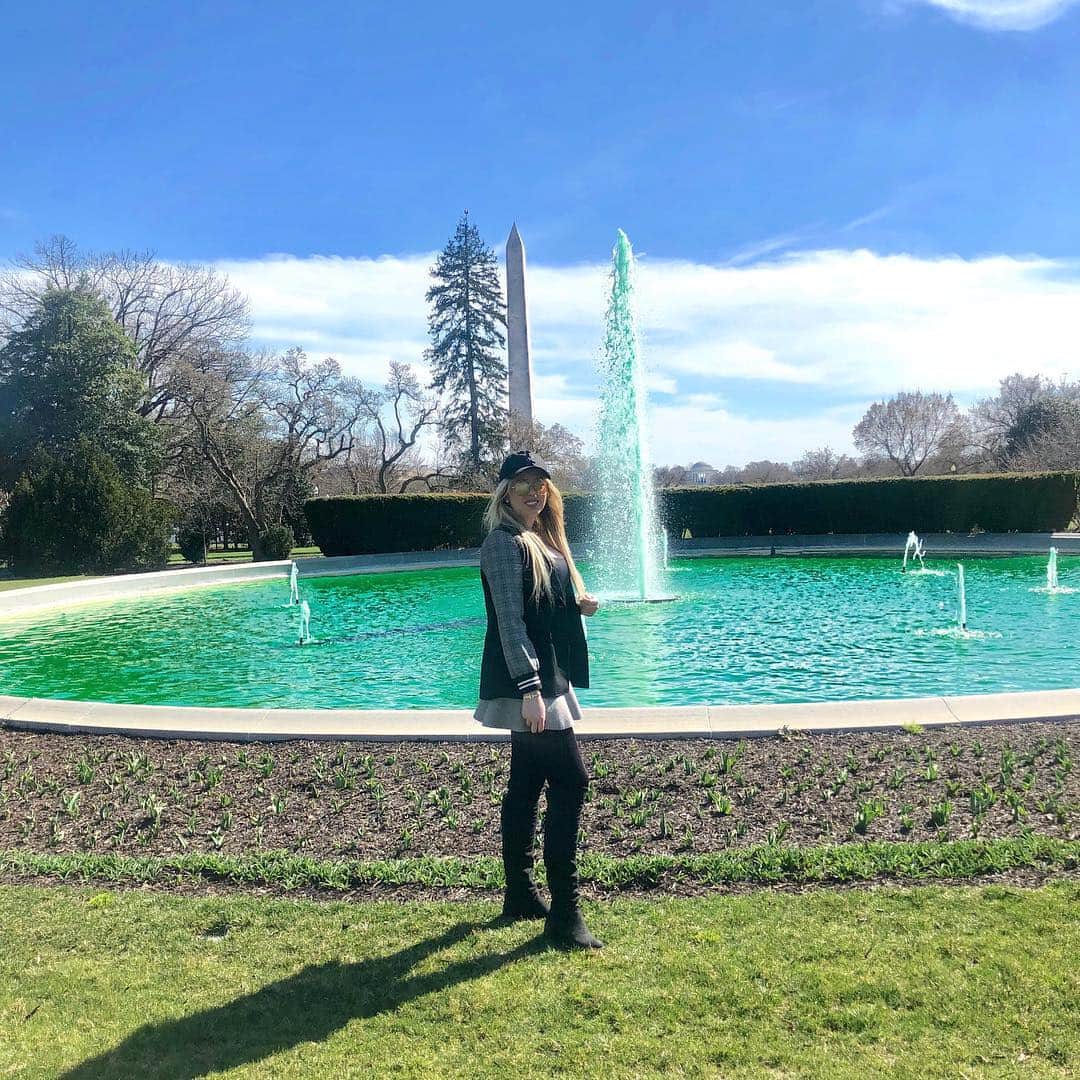 ティファニー・トランプのインスタグラム：「🍀 #happystpatricksday」