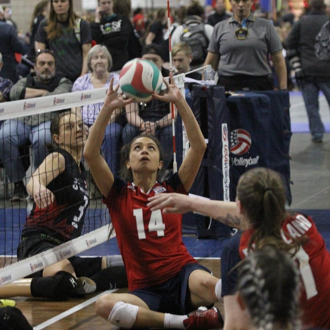 USA Volleyballさんのインスタグラム写真 - (USA VolleyballInstagram)「@usav_sitting_wnt edged @volleyballcanada 3-2 on Sunday to finish its exhibition series at @crossroadsvb with a 5-0 record. In the process, the world's top-ranked Americans learned some things about their team along the way. Recap at www.usavolleyball.org.」3月18日 9時05分 - usavolleyball