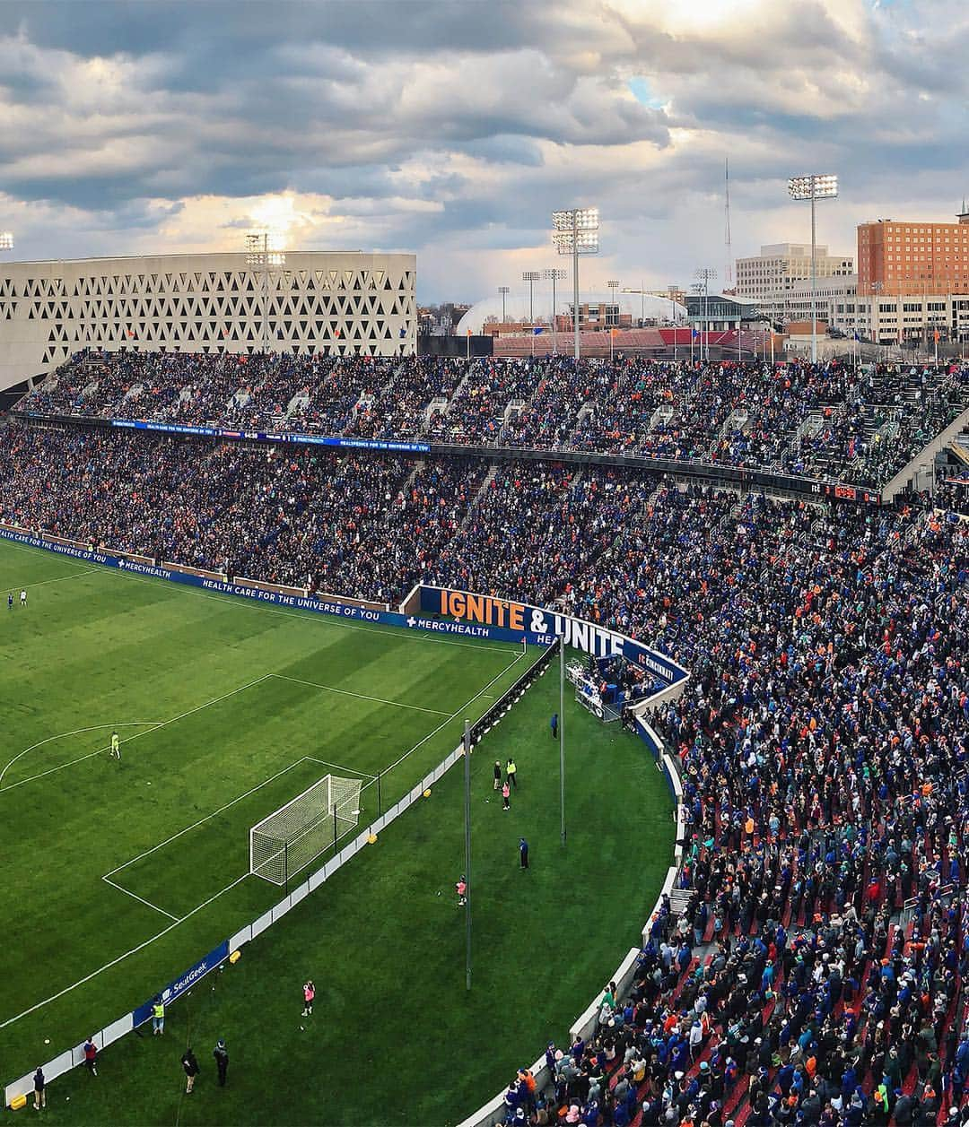 Major League Soccerさんのインスタグラム写真 - (Major League SoccerInstagram)「A perfect day in Cincy. 🙌」3月18日 9時34分 - mls