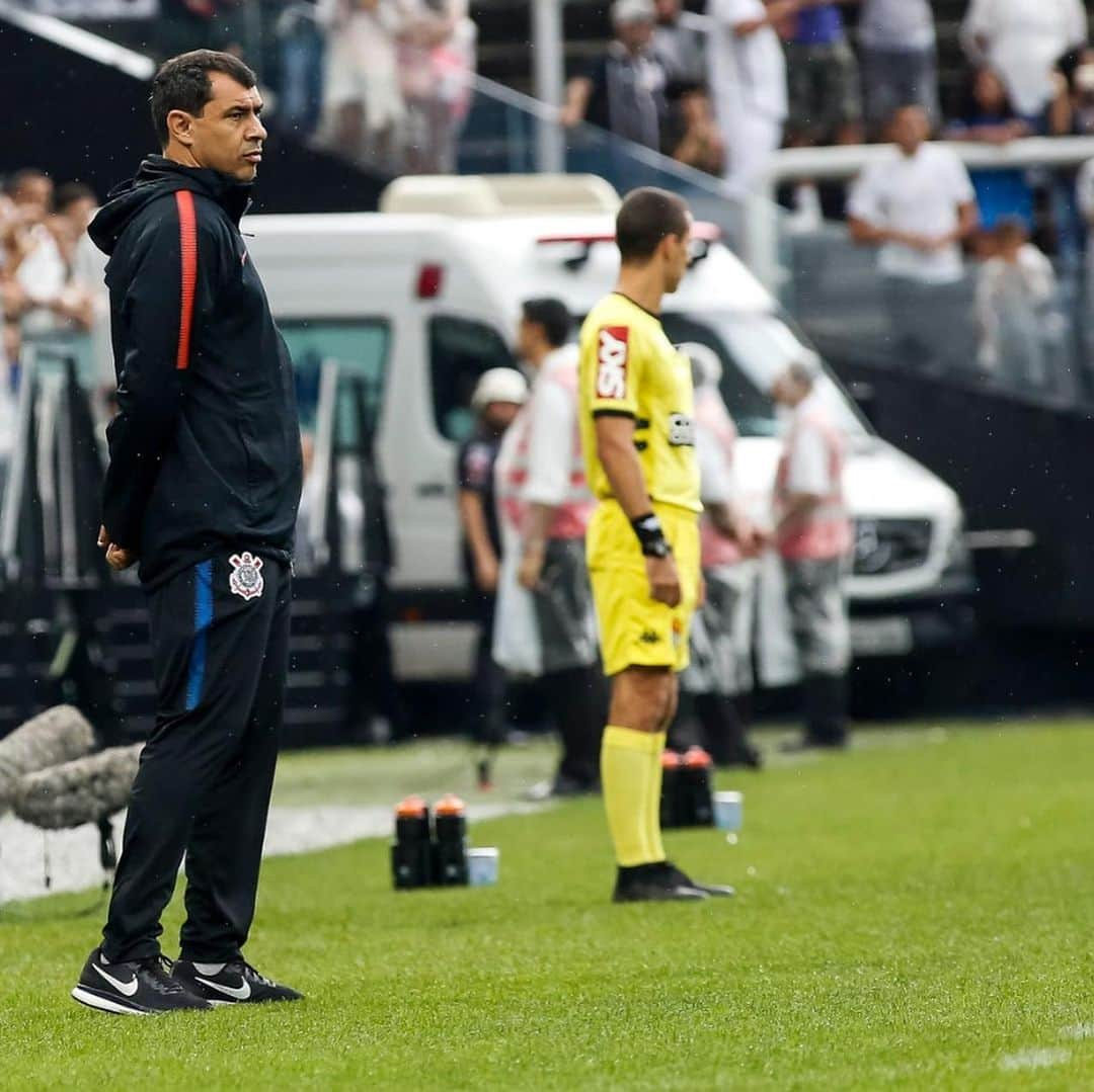 コリンチャンスさんのインスタグラム写真 - (コリンチャンスInstagram)「Em fotos, a vitória do Coringão que garantiu a classificação para as quartas de final do Paulistão! . . 📸 Rodrigo Gazzanel/Ag. Corinthians . . #Classicado #SCCPxOES #RespeitaAsMinas #VaiCorinthians #Corinthianismo #FielAtéoFim #MeuBMG #NãoÉSóPatrocínio #TimeDoPovo #Corinthians #Timão #CorinthiansTV #FielTorcedor #AFielÉFoda #TodosPorUm #NikeFutebol #Joli #EstrellaGalicia #UniversidadeBrasilOficial #ÉPositivo #CorinthiansÉPositivo #LoucoPotyCorinthians⠀」3月18日 9時41分 - corinthians