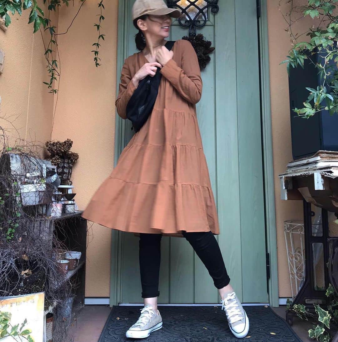 ukkyonkyonさんのインスタグラム写真 - (ukkyonkyonInstagram)「質の良い コットンガーゼ で出来た  @arumlily_official  の  #ティアードワンピース  #madeinjapan  #  #アロムリリー  の製品は  どれも ファッション製が 高いので 好きです❤︎ #  #arumlily  要チェック〜♬ #locari #marcomasi #mery#beautiful#beaustagrammer  #fashionista #fashion  #fashionista #instagood #fashionblogger #jマダムのおしゃれ  #40代コーデ#アラフィフコーデ#アラフォーコーデ#大人ファッション#今日のコーデ #今日の服 #今日のファッション#定番#プチプラコーデ #プチプラファッション#ビュースタグラマー#シンプルコーデ#おしゃれさんと繋がりたい#春コーデ#春ファッション  #」3月18日 9時56分 - ukkyonkyon
