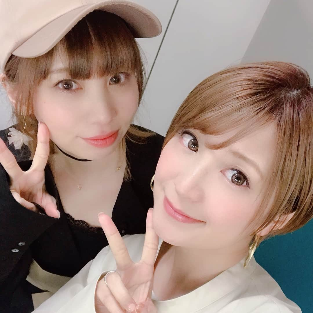 矢口真里さんのインスタグラム写真 - (矢口真里Instagram)「昨日は番組を見ていただき感想もありがとうございました😂✨ ・ 小さい頃から仲が良くて頼れる妹です✨今回ＴＶ共演悩みましたが、２人で勇気を出して挑戦してみる事にしました！！妹よいつもありがとう✨ ・ あっ、 妹へのバッシングはお姉ちゃんが許さないぞと♡」3月18日 10時31分 - mariyaguchi_official