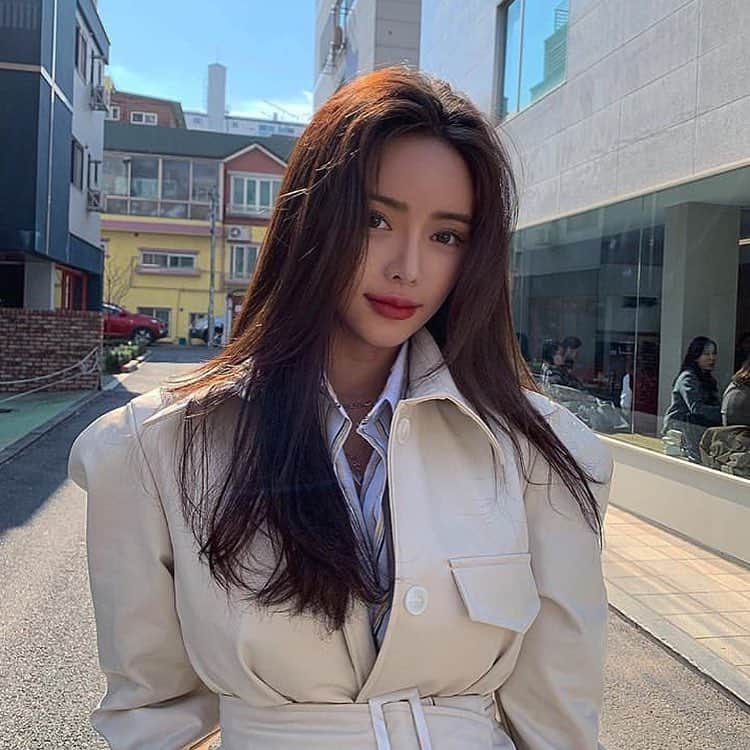 原涼香のインスタグラム：「ㅤㅤㅤㅤㅤㅤㅤㅤㅤㅤㅤㅤㅤ #韓国式レイヤーカット🇰🇷 ストレートでもかわいい✌🏻❤️ ㅤㅤㅤㅤㅤㅤㅤㅤㅤㅤㅤㅤㅤ」