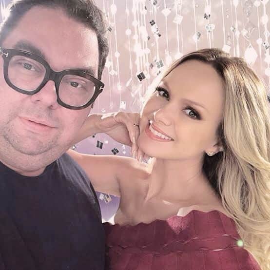 Eliana Michaelichin Bezerraのインスタグラム：「Querido @juniormendes. Que sorte a minha te-lo por perto. Saúde sempre e parabéns!!!」