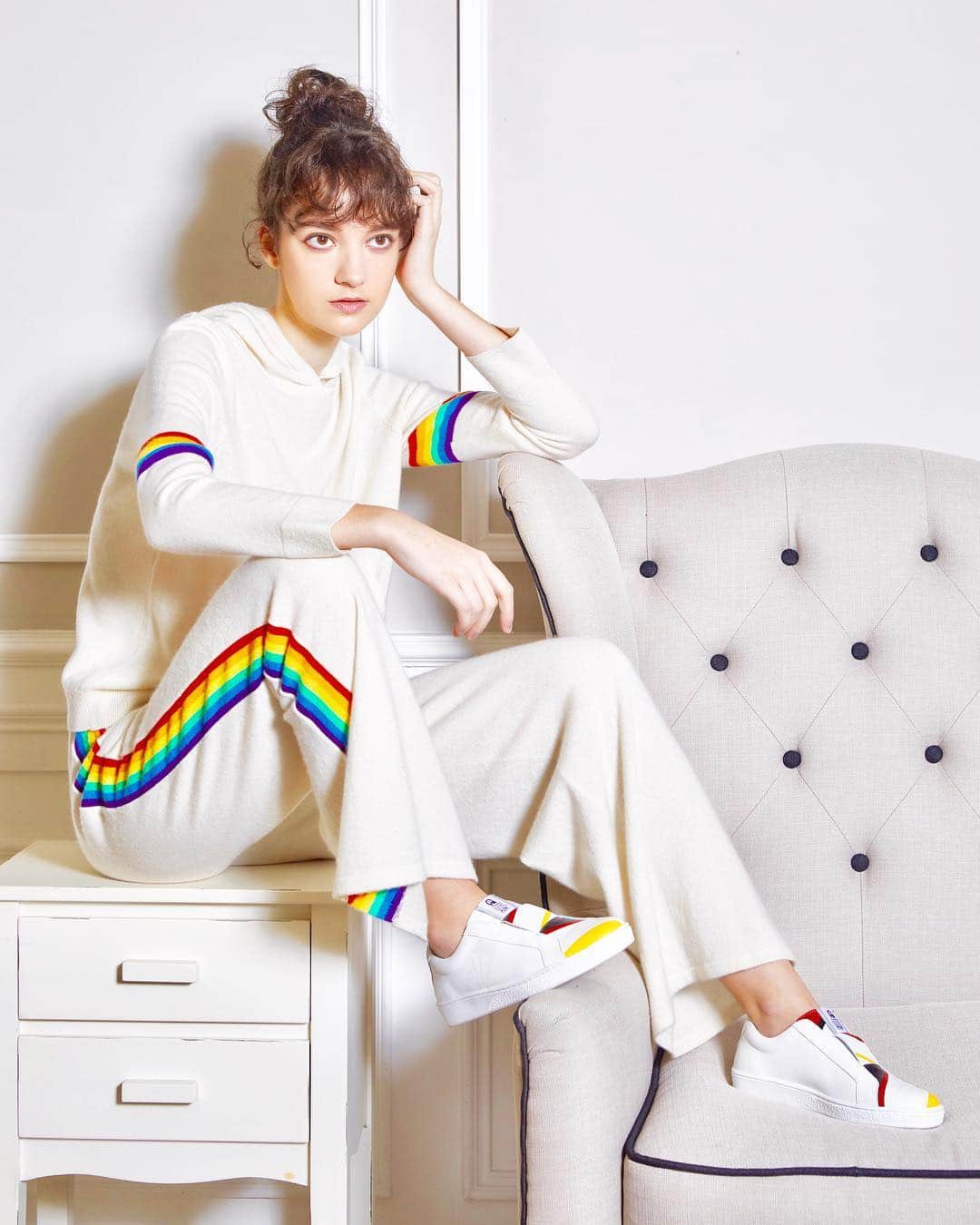 のインスタグラム：「Royals takes hip hop style and retro fusion to new heights with BISHOP BOLT. Where luxury meets casual street style.  Discover more through link in bio. #bishop #bolt #newarrivals #ss19 #retrofusion #hiphop #inspired #kicksonfire #luxury #streetstyle #lacelessdesign #royalelastics #royal」