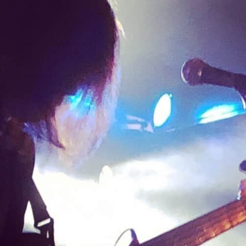人時のインスタグラム：「‪スケジュール更新しました。何卒よろしくお願い致します♫ 詳細はhttp://hitoki.info‬ ‪4/22.4/23 で 新宿のFROM DUSK TILL DAWNにて弾き語りとインストです♫ 何卒よろしくお願い致します♫」