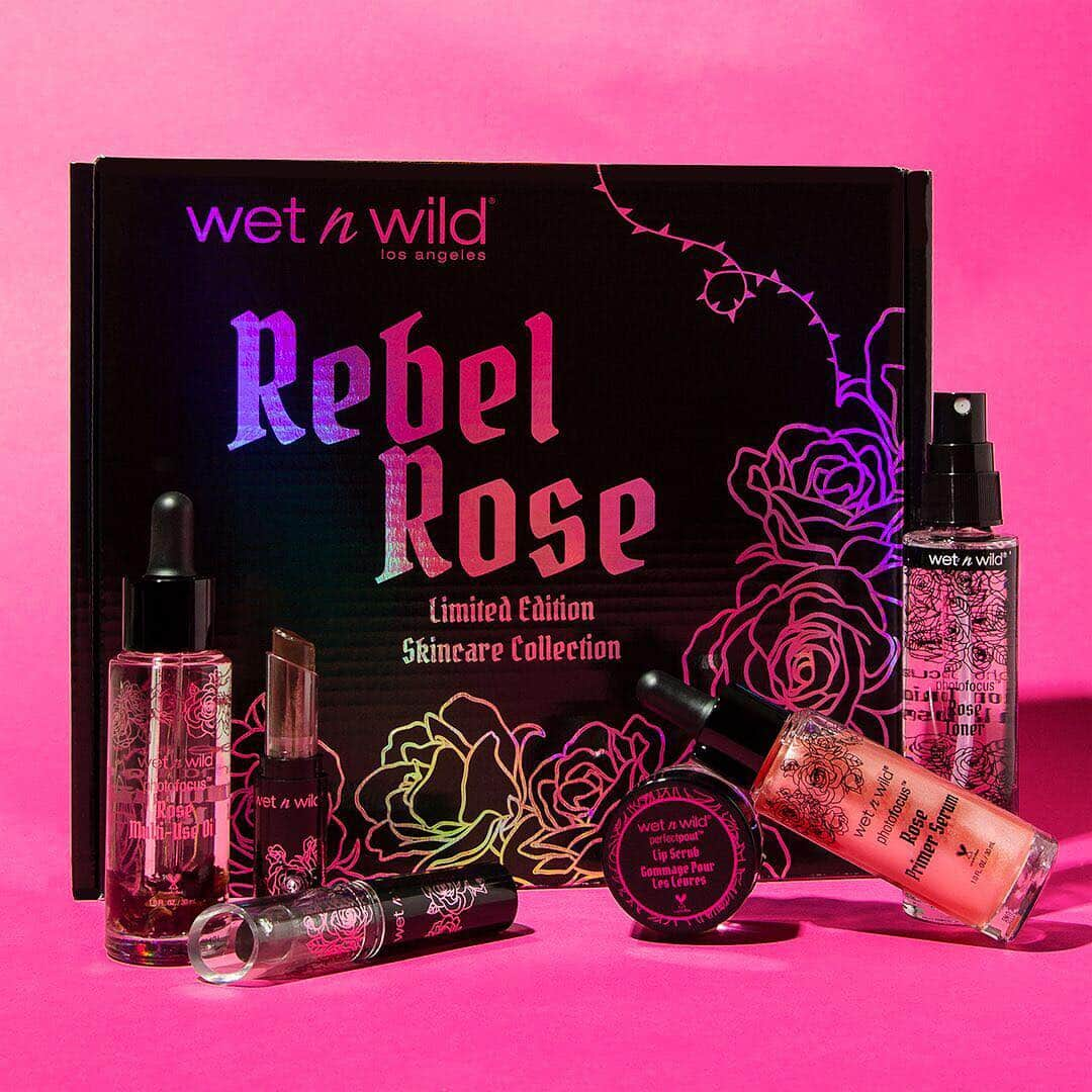 wet'n wild beautyさんのインスタグラム写真 - (wet'n wild beautyInstagram)「Our NEW Limited Edition Rebel Rose Skincare Collection Box channels the soft side of your rebellious spirit! Tag a skincare junkie who needs to try this!🌹 #wetnwildbeauty #crueltyfree #makeup #beauty #vegan #veganbeauty #RebelRose」3月18日 14時11分 - wetnwildbeauty