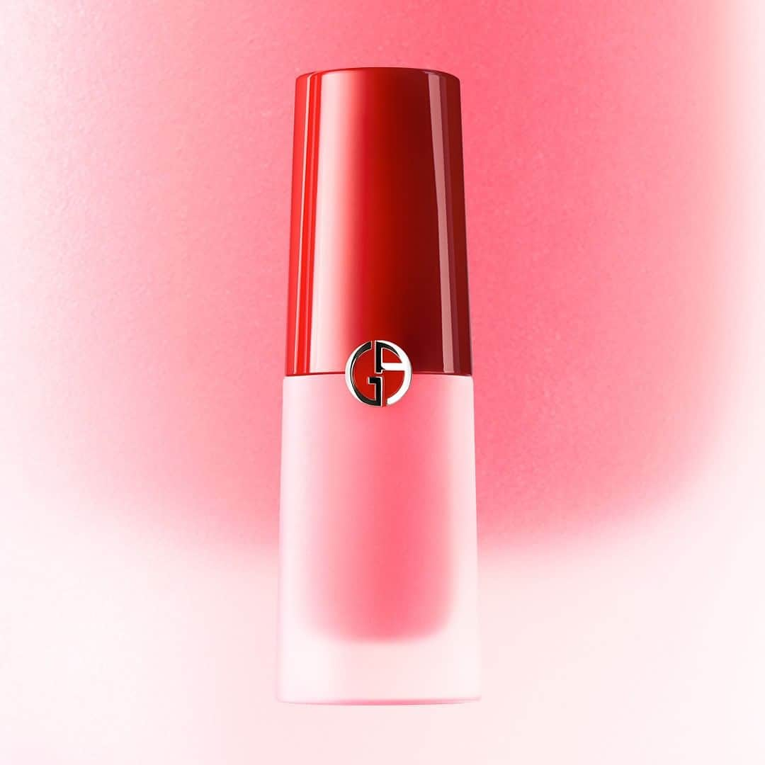 Armani Beautyさんのインスタグラム写真 - (Armani BeautyInstagram)「Make a vibrant statement with second-skin, matte finish LIP MAGNET in shade 305 "Coral" from the LIP FREEZE collection.  #ArmaniBeauty #LipFreeze #LipMagnet #makeup」3月18日 23時59分 - armanibeauty