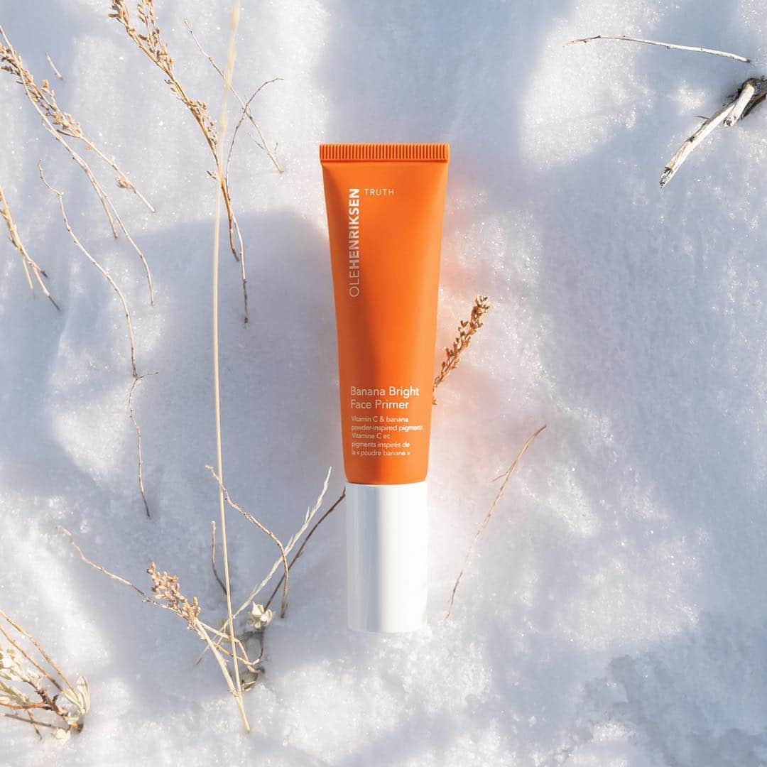のインスタグラム：「It's almost time to glow in the snow ❄️ Any guesses where we are headed? #glowcamp」