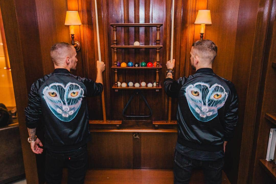 ギャランティスさんのインスタグラム写真 - (ギャランティスInstagram)「who's got next? 🎱🕺🏼」3月19日 0時16分 - wearegalantis