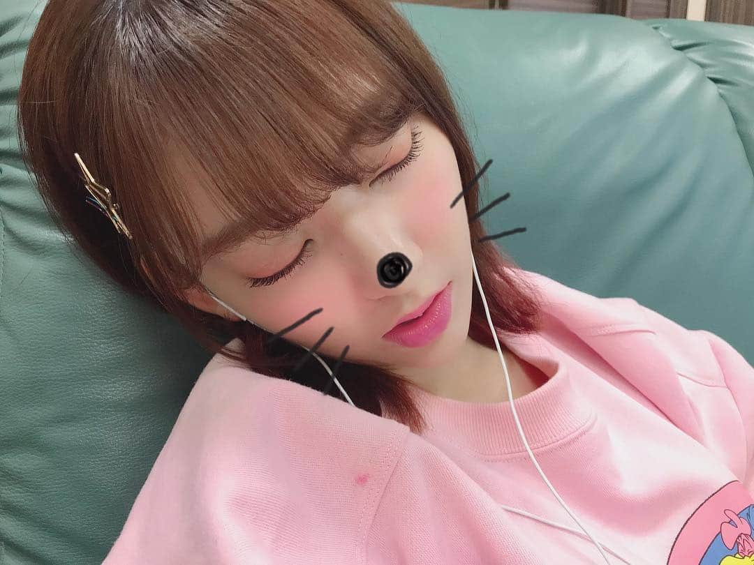 h3artbrak3rsさんのインスタグラム写真 - (h3artbrak3rsInstagram)「… #hkt48 #IZONE #아이즈원 #アイズワン  #sakura #宮脇咲良 #미야와키사쿠라 #さくら #happysakuraday #💤」3月19日 0時18分 - h3artbrak3rs