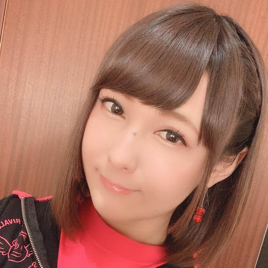 椿姫彩菜さんのインスタグラム写真 - (椿姫彩菜Instagram)「ゲームの配信を #youtube に移行することにしましたー！良かったら登録してね♪ たくさん配信する予定٩(๑´O`๑)۶  https://m.youtube.com/channel/UCLE2-k0OlzQT98Fcc_dT06w」3月19日 0時40分 - tsubakiayana