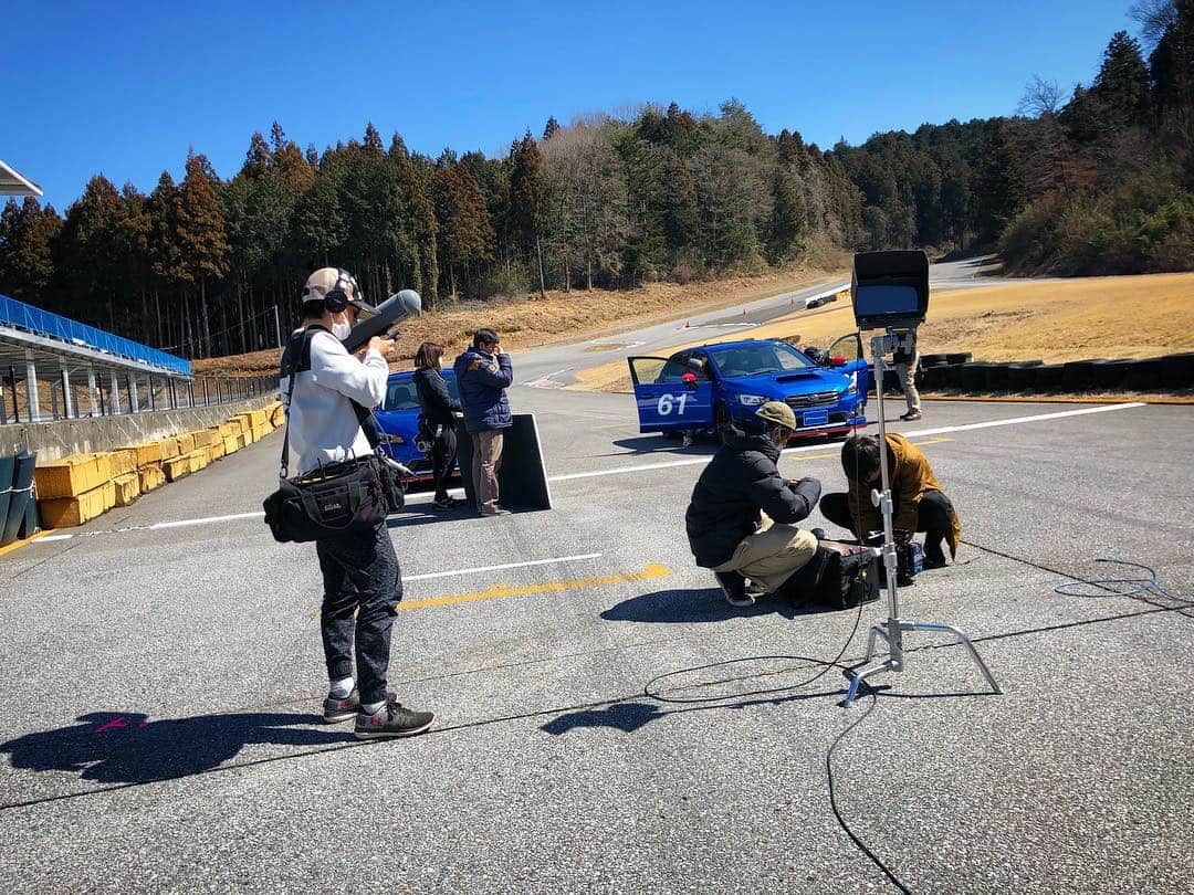 井口卓人さんのインスタグラム写真 - (井口卓人Instagram)「今日は、とあるサーキットで、とある撮影を行ってました🎥完成が楽しみです‼️ワクワク🤩#SUBARU #STI」3月18日 16時51分 - takutoiguchi