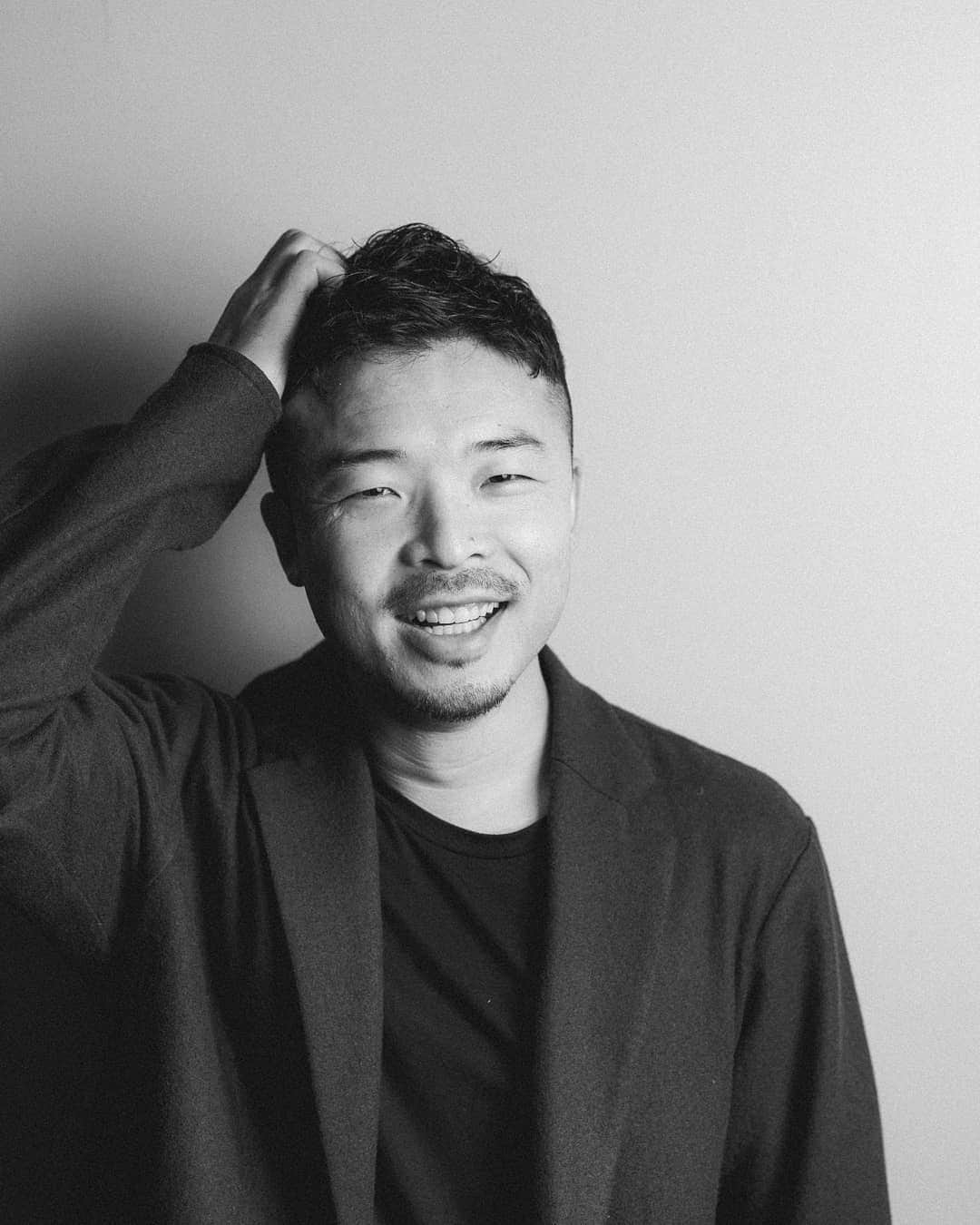 久保真人 / Masato Kuboさんのインスタグラム写真 - (久保真人 / Masato KuboInstagram)「愛すべきクッポグラフィーのみんな。  photo by Masato Kubo @kubo.mst  株式会社クッポグラフィー　2019 corporate gathering にて  #フォトスタジオ #写真館 #横浜 #横浜オフィス #沖縄フォトスタジオ #起業 #ベンチャー企業 #企業理念 #人事アーキテクチャ #採用 #マネジメント #会社 #パーティー」3月18日 17時15分 - kuppography