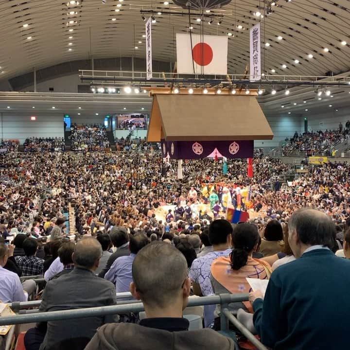 のインスタグラム：「Osaka#sumo#superman#gotsandesu」