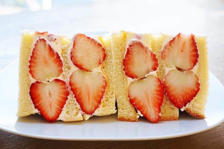 レッツエンジョイ東京のグルメインスタ