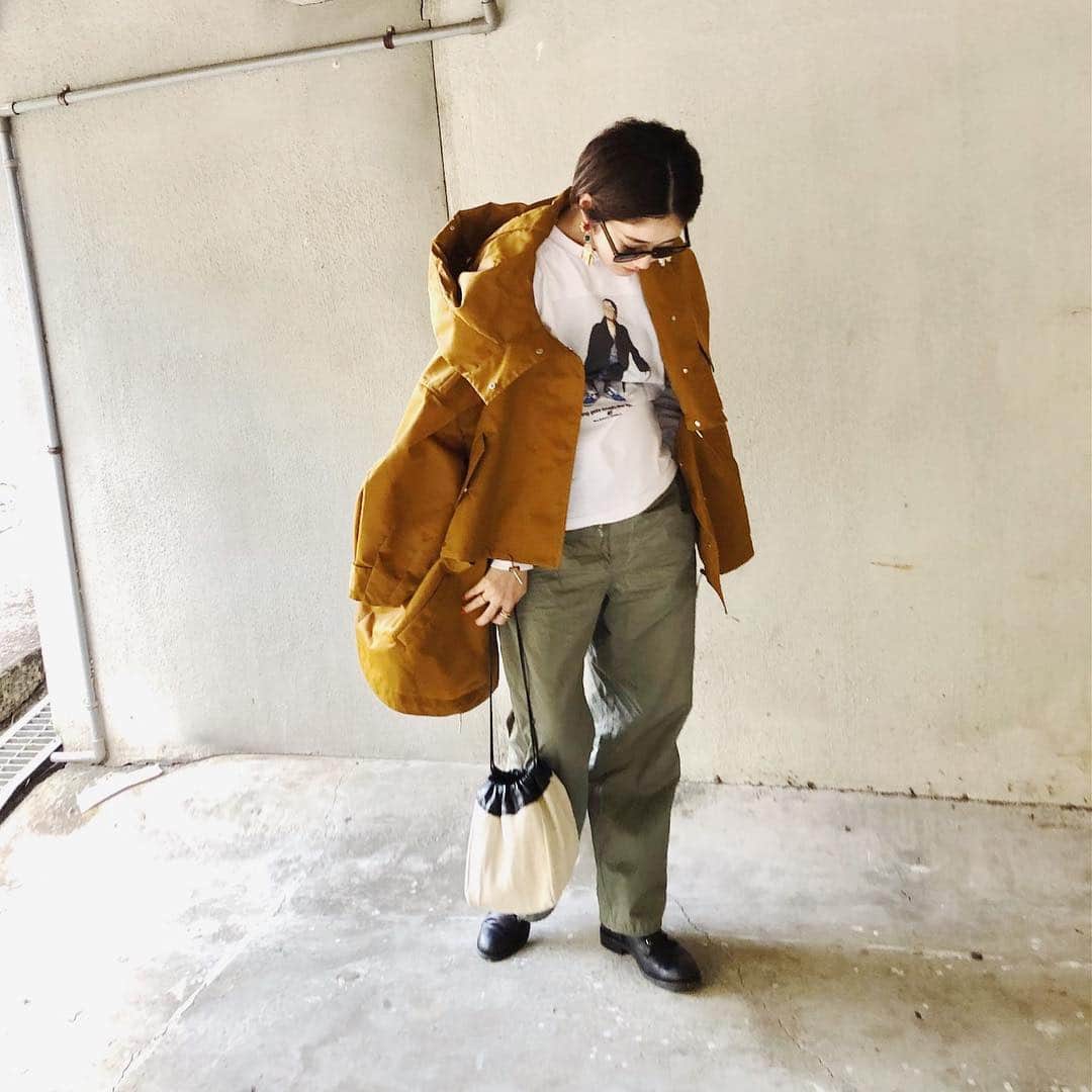 ジュジュさんのインスタグラム写真 - (ジュジュInstagram)「2019/03/19 release✔︎✔︎ . casual stylingに👖 . pointとして、少しカワイイ要素を投入♫ . . ---Magnifigue pierce(earring)--- ...coming soon . #AkariH#accessory#costumeaccessory#fashion akarih#akarihchic#アカリ#アカリチック#Akarih#アカリ #2019ss#www.akari-h.jp #maternitycoordinate#maternity#mama #mamacoordinate#31week#hrkフク」3月18日 17時50分 - hiraka