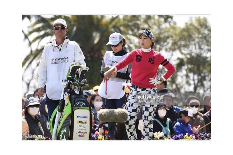 のインスタグラム：「ダイキン PRGR ちらほら。。。 #pearlygates #masterbunnyedition  #callaway#eyevol#jaguar  #かんぽ生命#nikon#anessa」