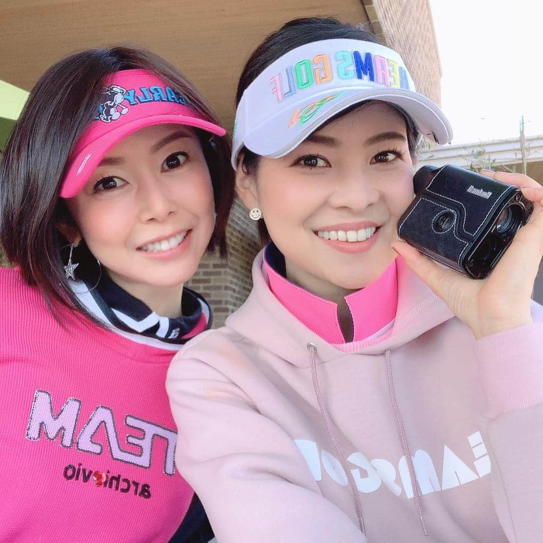 宮崎宣子さんのインスタグラム写真 - (宮崎宣子Instagram)「玲奈ちゃんゴルフ⛳️🏌️‍♀️ 笑いが絶えないワイワイゴルフ😆 気候も良くて、涼しくて、幸せーって何回叫んだことか⛳️💕 #ワイワイゴルフ #ゴルフ女子 #ゴルフウエア #アルチビオ #ビームスゴルフ #golfgirls #golfwear #golf⛳️ #archivio #beamsgolf」3月18日 17時55分 - miyazaki_nobuko