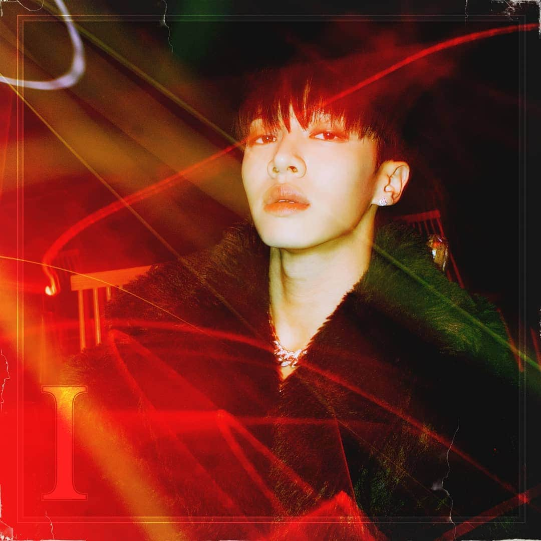 HIGHLIGHTさんのインスタグラム写真 - (HIGHLIGHTInstagram)「LEE GIKWANG DIGITAL SINGLE [I] RELEASE ! 2019. 03. 18. 18:00 . . TITLE SONG `Don't Close Your Eyes (D.C.Y.E) (Feat. Kid Milli)` Official MV ✔ https://youtu.be/p5bYHHajBKk . . #하이라이트 #Highlight #이기광 #LEEGIKWANG #I #DCYE」3月18日 18時03分 - ent_aroundus