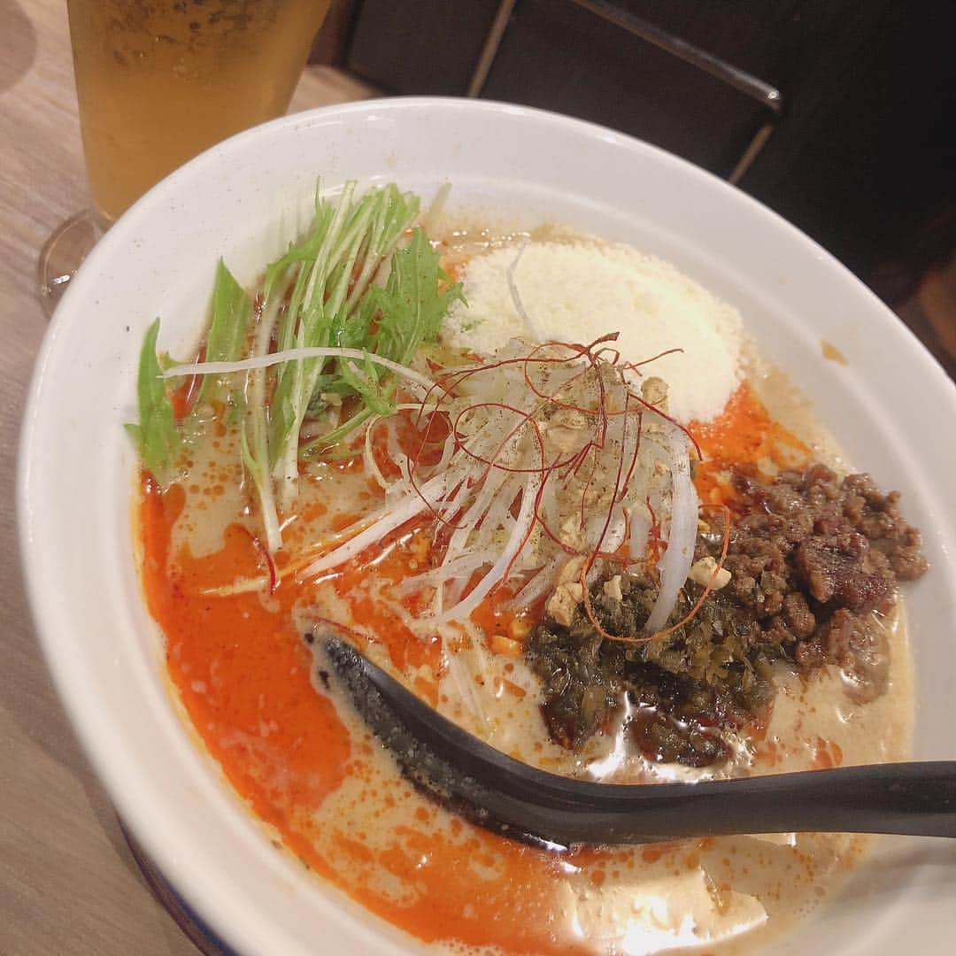 加藤美祐さんのインスタグラム写真 - (加藤美祐Instagram)「ラーメン🍜 担々麺選びがち😌💭 たまぁ〜の！幸せ😌  #らーめん #ラーメン #ラーメン大好き #担々麺 #🍜」3月18日 18時07分 - muwkato