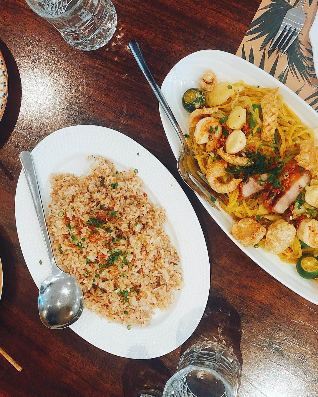一木美里さんのインスタグラム写真 - (一木美里Instagram)「マニラでは @benchcafeph へ🇵🇭🍽✨ カフェとショップが併設してます。 とっても美味しかった❣️ ここでランチしたあと 隣のショップでお買い物したよ💕 Papaya&Milkの美白系アイテムもフィリピンのお土産の定番です😊 . . #flytomorefun @mottotanoshii.philippines #フィリピンファンセール #もっと楽しいフィリピン #CEBTravelSquadJapan @cebupacificair @tpbphl #Boracay#Boracayisland#sunset#beautifulsky#pukashell#プカシェルビーチ#ボラカイ島#ビーチリゾート#ホワイトビーチ#MillyBoracay #フィリピン旅行」3月18日 18時12分 - misato_ichiki