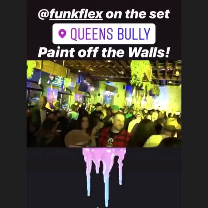 ファンクマスター・フレックスのインスタグラム：「I really enjoyed playing the Bully Brunch! Good people... great atmosphere... best wings in ny... @juganot I loved the good vibes! @litdigitaldjs rolling! My first Brunch! 2 1/2 hours on the set!」