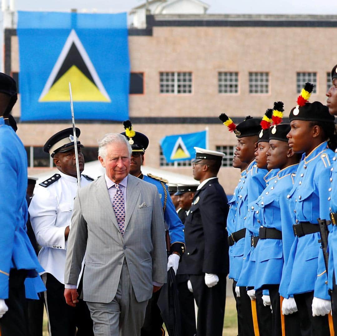 ロイヤル・ファミリーさんのインスタグラム写真 - (ロイヤル・ファミリーInstagram)「The Prince of Wales arrived in St Lucia yesterday, marking the beginning of The Prince of Wales and The Duchess of Cornwall’s 10-day visit to the Caribbean. His Royal Highness said: “I am delighted to be able to return to St Lucia and to have this opportunity of seeing so many of you once again.” Attending a special event to mark the country’s 40th anniversary of Independence, The Prince received a Royal Salute and inspected the Guards of Honour before a military parade took place.  For live updates from the tour, follow @clarencehouse.」3月18日 18時34分 - theroyalfamily