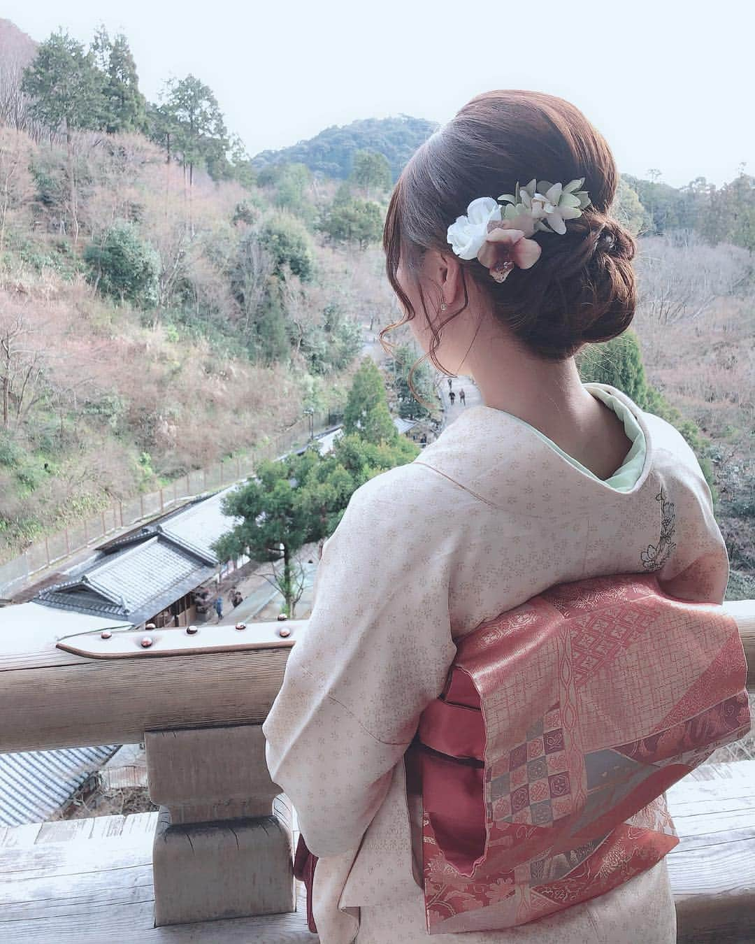 清里千聖さんのインスタグラム写真 - (清里千聖Instagram)「. そろそろお着物着たいな👘💕. 今月楽しみなことがあるから頑張ろっ🙆‍♀️💕. #followme #japan #愛知 #名古屋 #셀스타그램  #follow4follow #清里千聖 #beautiful #instagramjapan  #일상 #cute #hairarrange #japanesegirl #instagood #팔로우 #얼스타그램 #패션스타그램 #친스타그램 #먹스타그램 #카페스타그램 #tagsforlikes #picoftheday #和装 #着物 #着物ヘア #小紋 #京都 #kyoto #清水寺 大好き。笑 #世界遺産 巡りしませんか🙇‍♀️💕」3月18日 18時39分 - chiseikiyosato